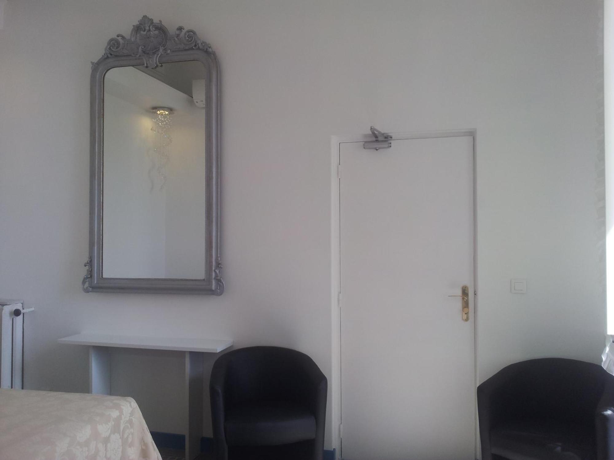 Hotell Cresp 2*